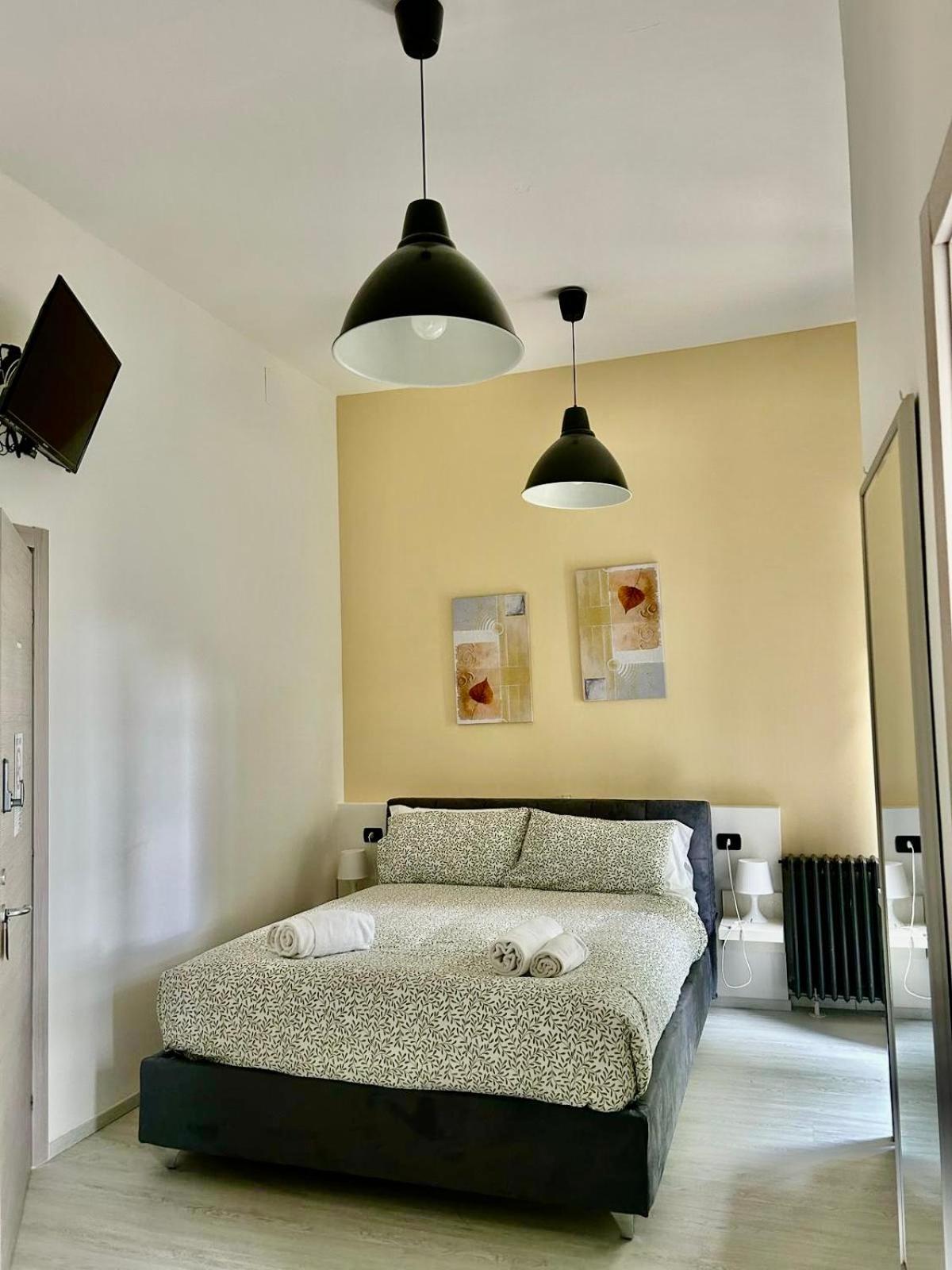 Casa Giulietta Hotel Desenzano del Garda Ngoại thất bức ảnh